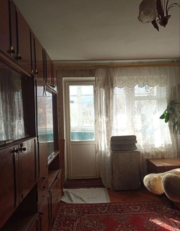 Квартира, 3-кімн., Харьков, 606м/р, Светлая