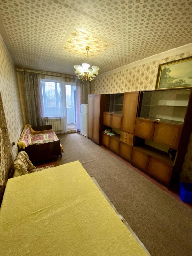 Квартира, 3-кімн., Харьков, 524м/р, Бучмы