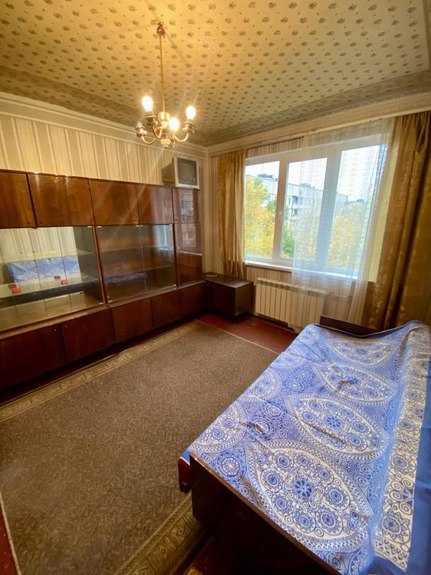 Квартира, 3-кімн., Харьков, 524м/р, Бучмы