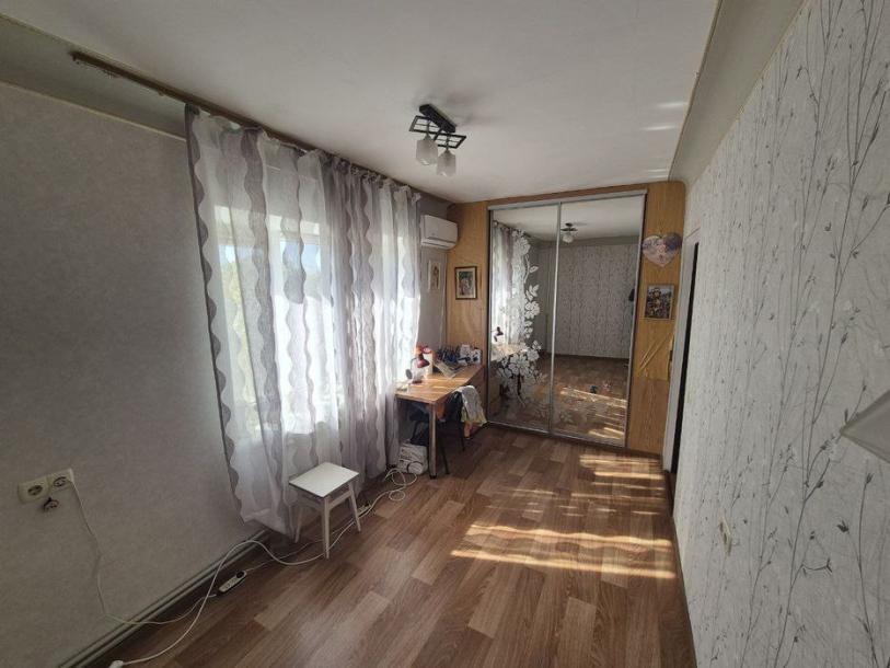 Квартира, 2-кімн., Харьков, Павлово Поле, 23 Августа