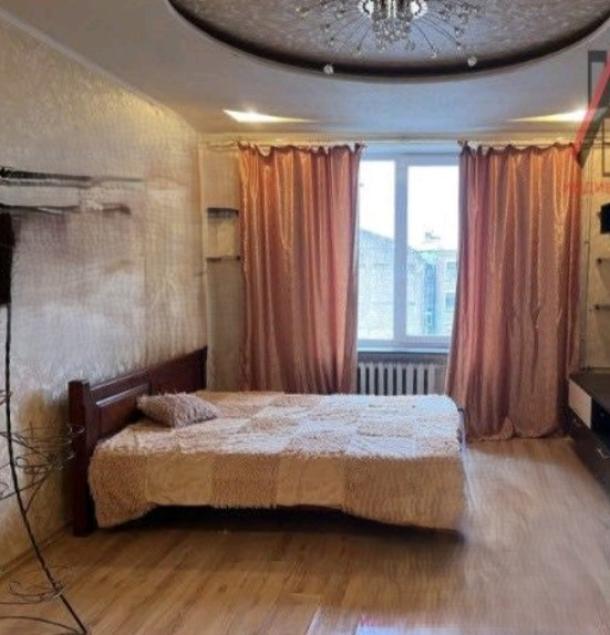 Квартира, 4-кімн., Харьков, Центр, Героев Харькова пр-т