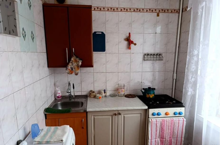 Квартира, 3-кімн., Харьков, Павлово Поле, Станислава Парталы (Балакирева)