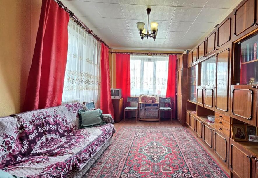 Квартира, 2-кімн., Харьков, 626м/р, Солнечная (Красноармейская, Кирова, Октябрьская, Совхозная)