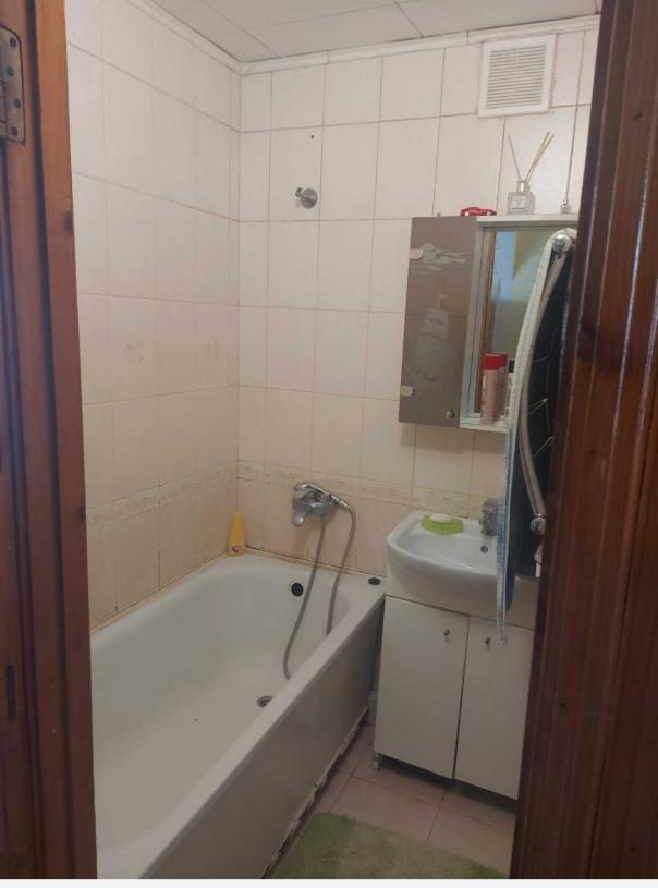 Квартира, 3-кімн., Харьков, Холодная Гора, Петра Болбочана (Клапцова)