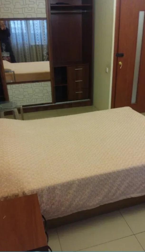 Квартира, 3-кімн., Харьков, 522м/р, Валентиновская