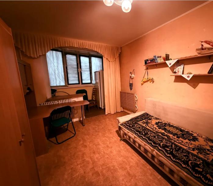 Квартира, 4-кімн., Харьков, 1 Северная Салтовка, Родниковая (Красного милиционера, Кирова)