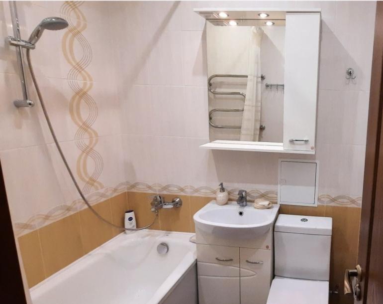 Квартира, 2-кімн., Харьков, Новые Дома, Героев Харькова пр-т