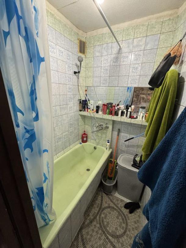 Квартира, 2-кімн., Харьков, 604м/р, Тракторостроителей просп.