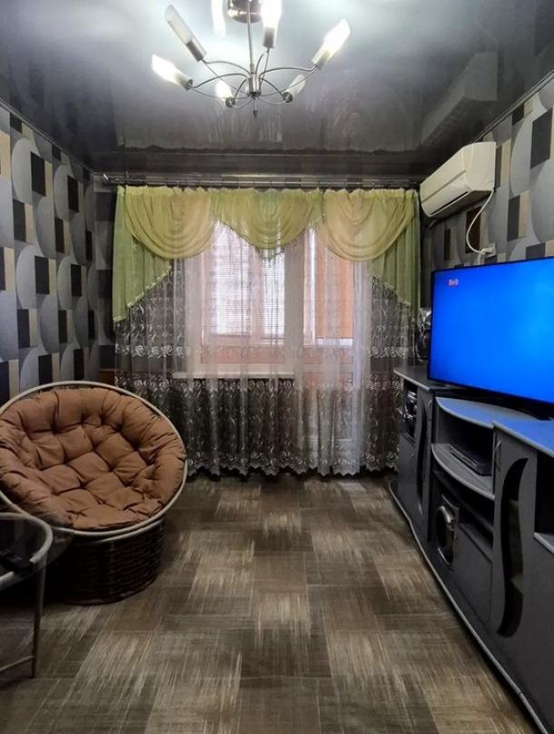 Квартира, 3-кімн., Харьков, Алексеевка, Победы пр.