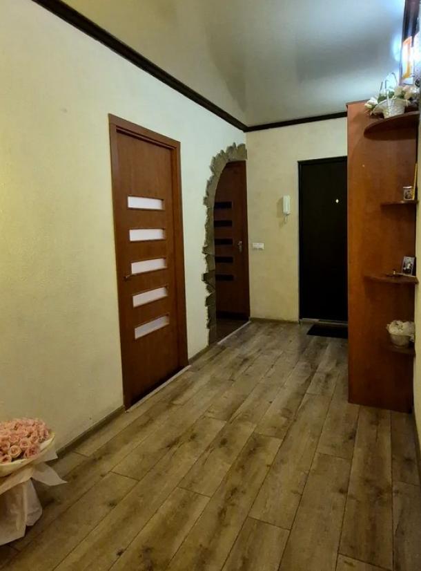 Квартира, 3-кімн., Харьков, Алексеевка, Победы пр.