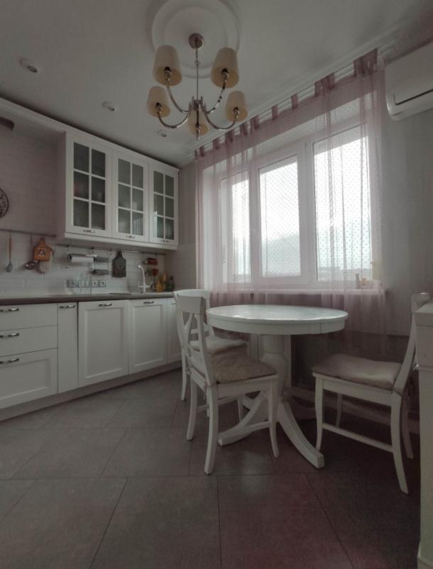 Квартира, 3-кімн., Харьков, Защитников Украины метро, Сергеевская