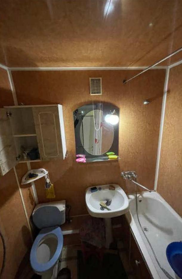 Квартира, 3-кімн., Харьков, 533м/р, Тракторостроителей просп.