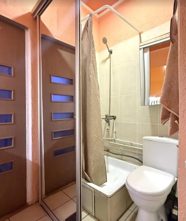 Гостинка, Харьков, Масельского метро, Академика Подгорного пер.