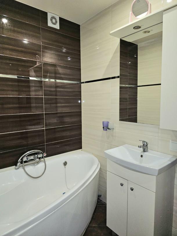 Квартира, 3-кімн., Харьков, Холодная Гора, Полтавский Шлях