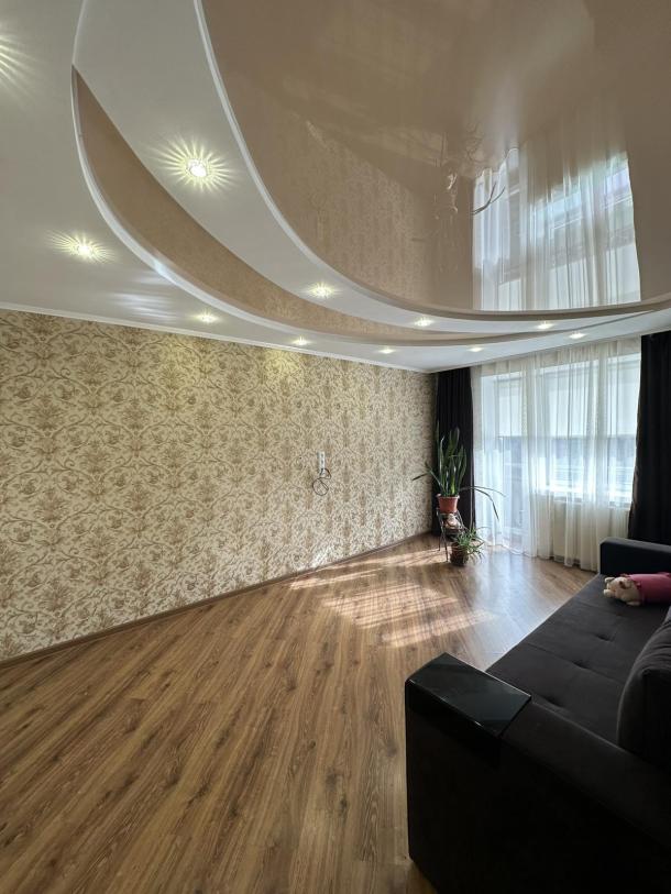 Квартира, 3-кімн., Березовское, Харьковский район