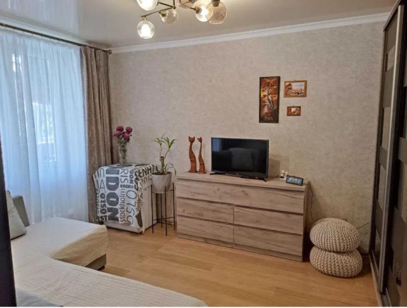 Квартира, 1-кімн., Харьков, Новые Дома, Каденюка (Танкопия)