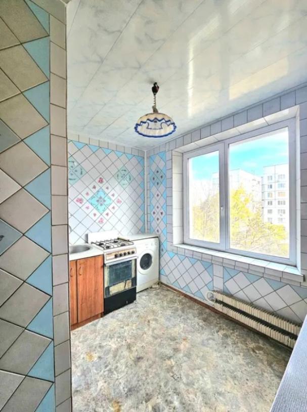 Квартира, 3-кімн., Харьков, Холодная Гора, Холодногорская (Елизарова)