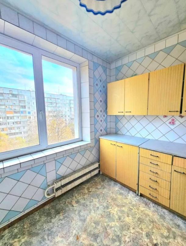 Квартира, 3-кімн., Харьков, Холодная Гора, Холодногорская (Елизарова)