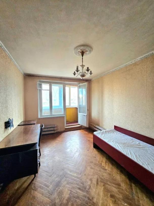 Квартира, 3-кімн., Харьков, Холодная Гора, Холодногорская (Елизарова)