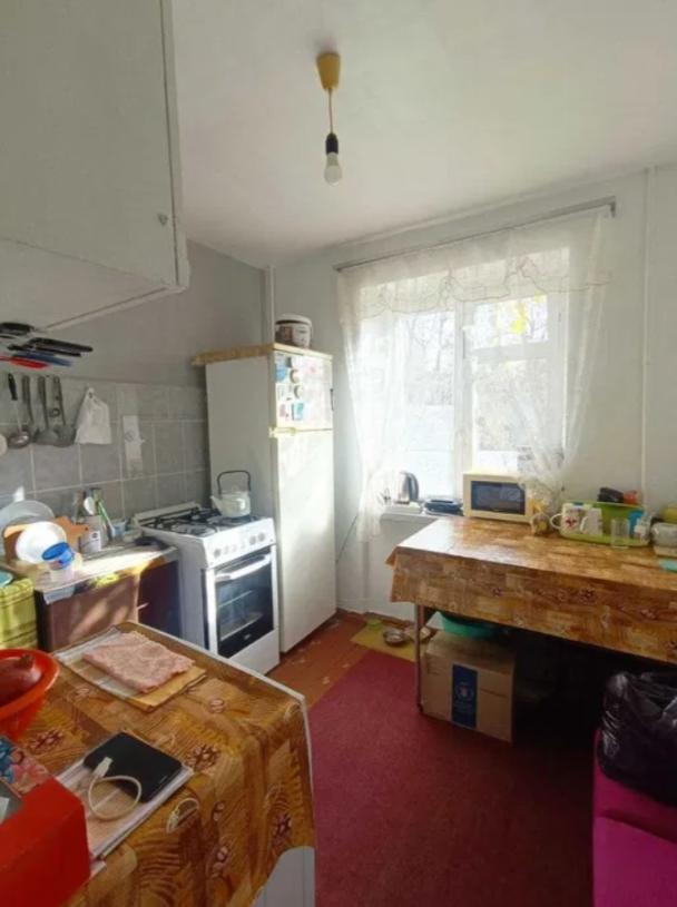 Квартира, 2-кімн., Харьков, ХТЗ, 12-го Апреля