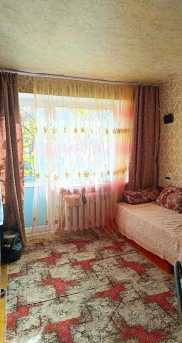 Квартира, 2-кімн., Харьков, ХТЗ, 12-го Апреля