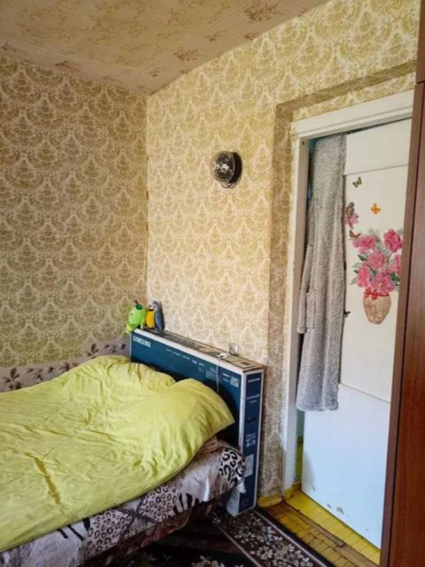 Квартира, 2-кімн., Харьков, ХТЗ, 12-го Апреля