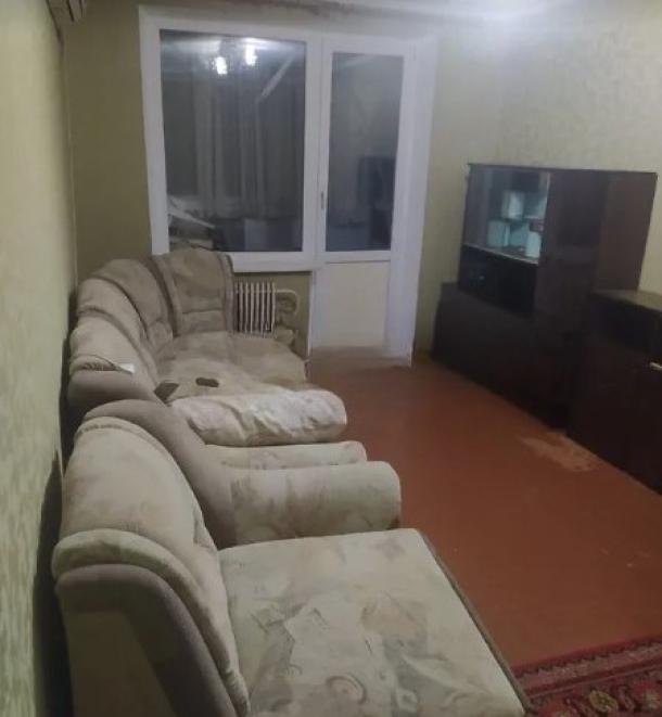 Квартира, 2-кімн., Харьков, 524м/р, Непокоренных (Героев Труда)