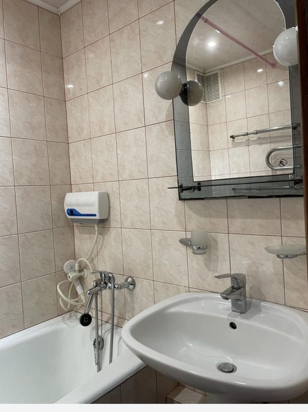 Квартира, 3-кімн., Харьков, Павлово Поле, Станислава Парталы (Балакирева)