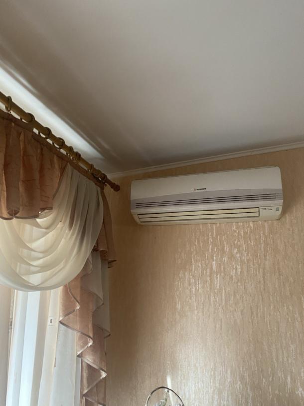 Квартира, 2-кімн., Харьков, Павлово Поле, 23 Августа