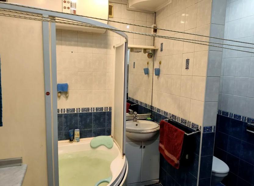 Квартира, 3-кімн., Харьков, Нагорный, Конституции пл.