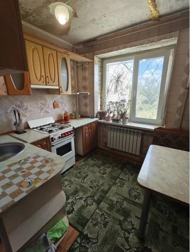 Квартира, 3-кімн., Харьков, Докучаевское, Докучаева