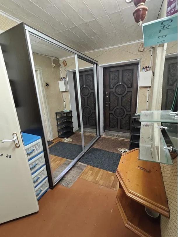 Квартира, 3-кімн., Харьков, Докучаевское, Докучаева