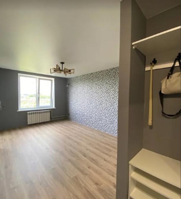 Квартира, 3-кімн., Харьков, Жуковского поселок, Продольная