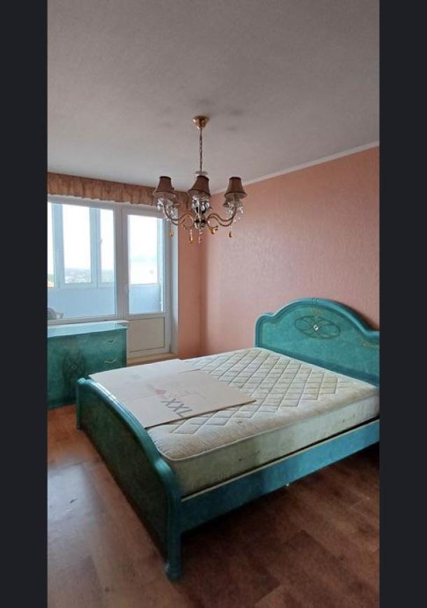 Квартира, 3-кімн., Харьков, Защитников Украины метро, Тарасовский в-зд