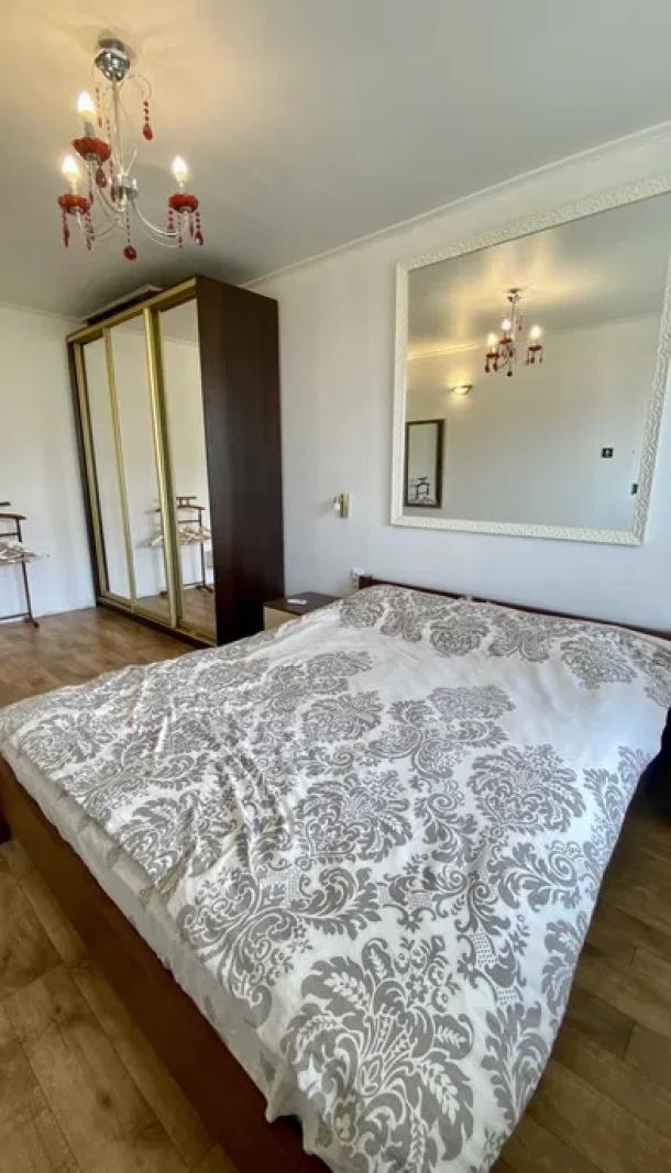 Квартира, 3-кімн., Харьков, Алексеевка, Людвига Свободы пр.