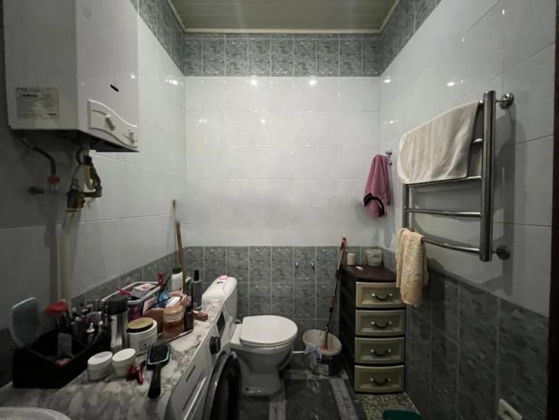 Квартира, 3-кімн., Харьков, Спортивная метро, Молочная (Кирова)