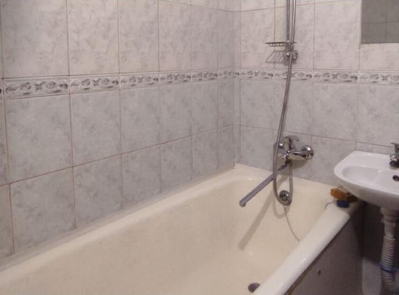 Квартира, 1-кімн., Харьков, 2 Северная Салтовка, Гвардейцев Широнинцев