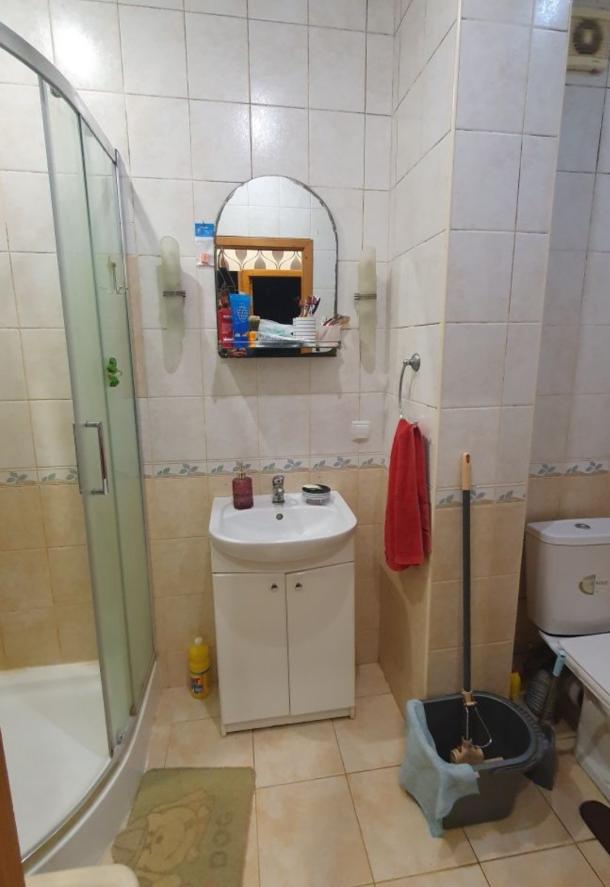 Квартира, 3-кімн., Харьков, Бавария, Ново-Баварский пр.