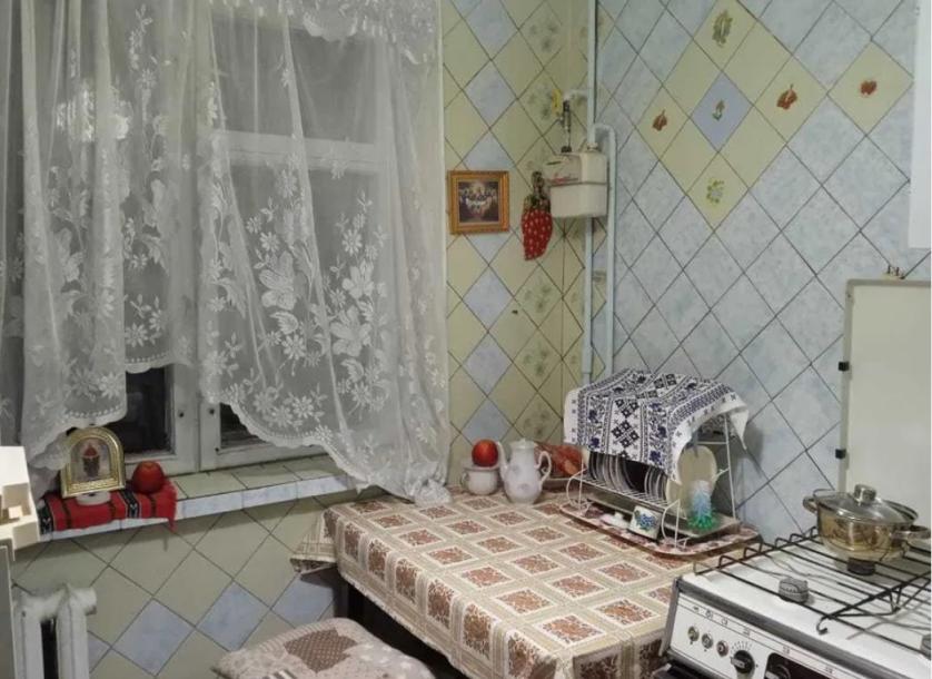 Квартира, 2-кімн., Харьков, Новые Дома, Байрона пр. (Героев Сталинграда пр.)