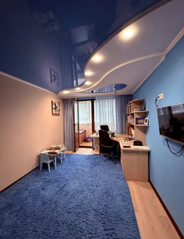 Квартира, 3-кімн., Харьков, 605м/р, Юбилейный пр. (50 лет ВЛКСМ пр.)