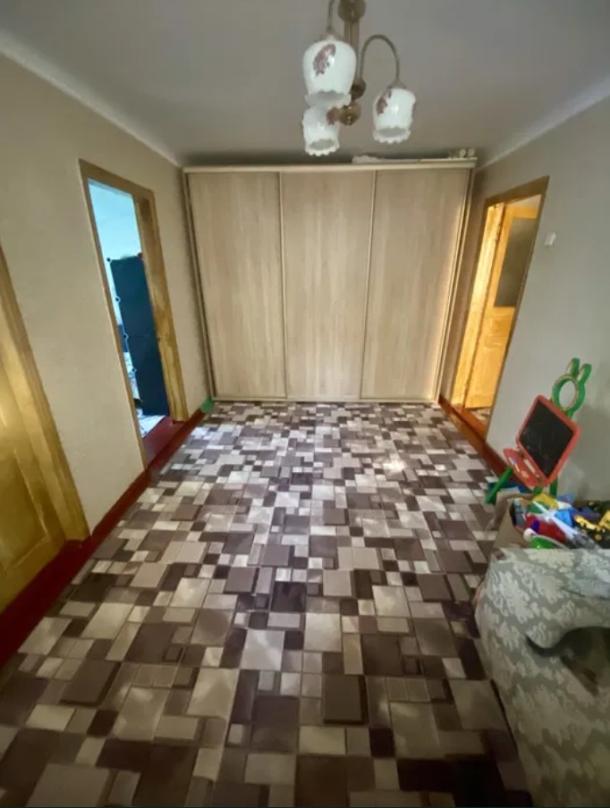 Квартира, 3-кімн., Липковатовка, Харьковский район, Молодежная