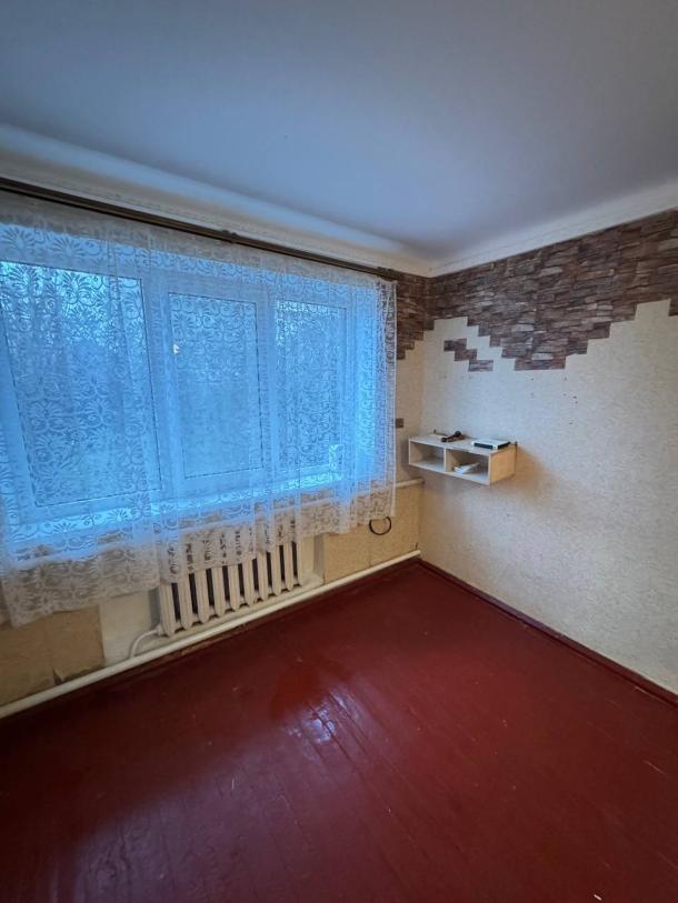 Квартира, 3-кімн., Липковатовка, Харьковский район, Молодежная