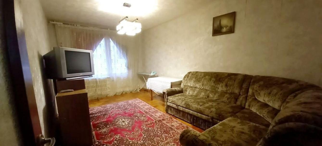 Квартира, 3-кімн., Харьков, Залютино, Борзенко