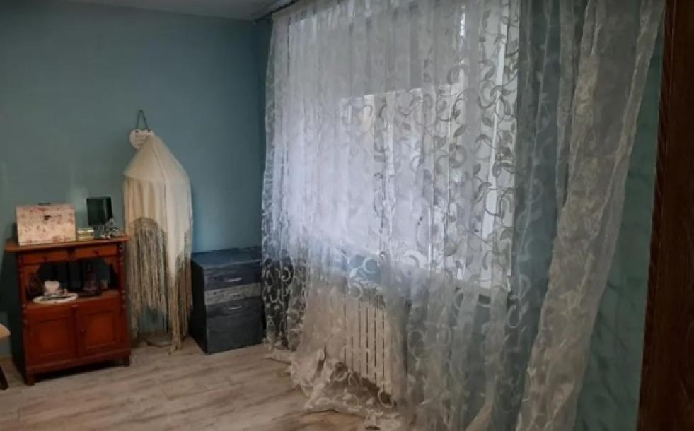 Квартира, 3-кімн., Харьков, Павлово Поле, Старицкого