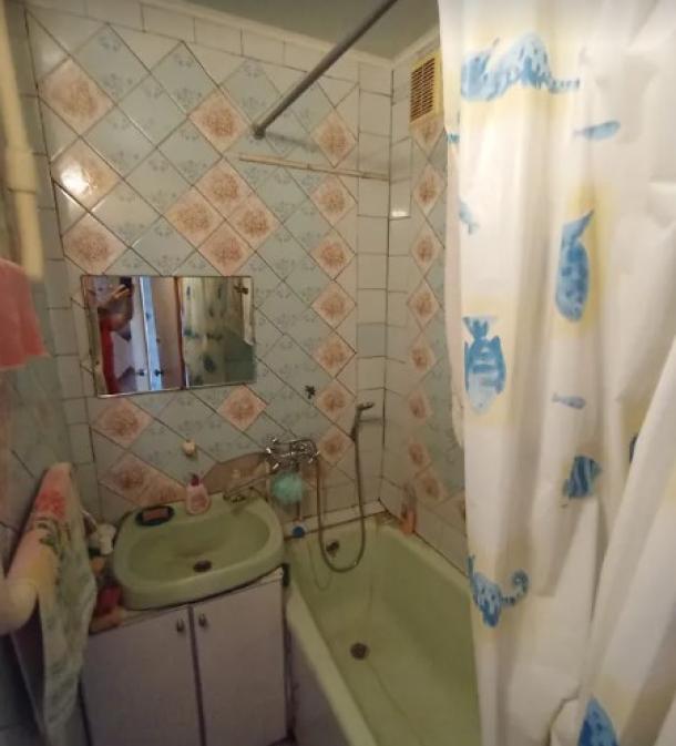 Квартира, 2-кімн., Харьков, 604м/р, Тракторостроителей просп.