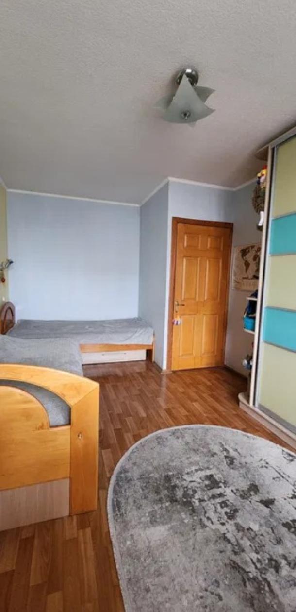 Квартира, 3-кімн., Харьков, Спортивная метро, Фесенковский в-зд