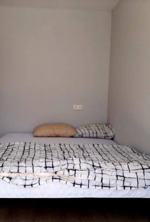 Квартира, 1-кімн., Харьков, Павлово Поле, 23 Августа