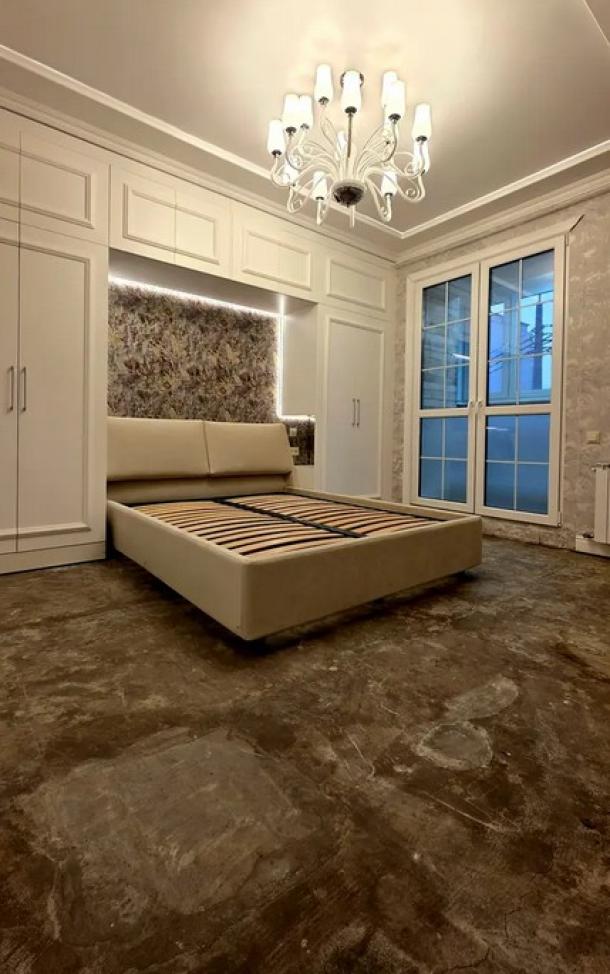 Квартира, 3-кімн., Харьков, Центр, Павловская пл. (Р.Люксембург пл.)