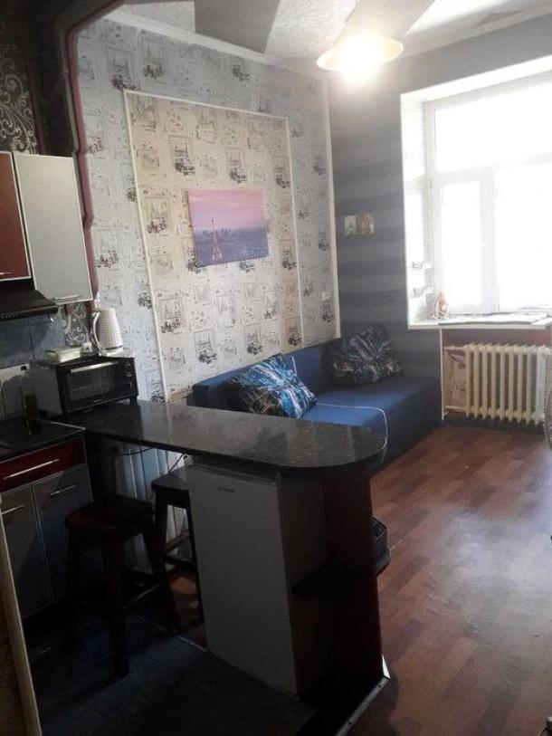 Гостинка, Харьков, Масельского метро, Академика Подгорного