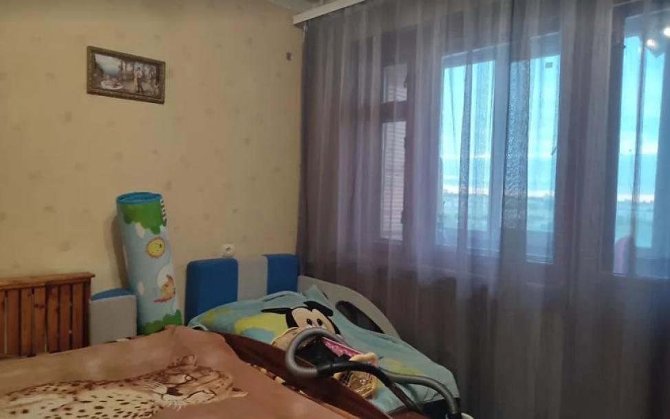 Квартира, 3-кімн., Харьков, 520м/р, Гвардейцев Широнинцев